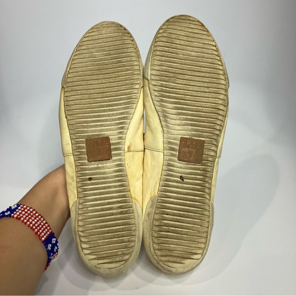 Frye Melanie slip on shoes flats off white cream soft leather women’s size 10 - Picture 6 of 8